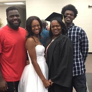 Meet your Posher, Falonna